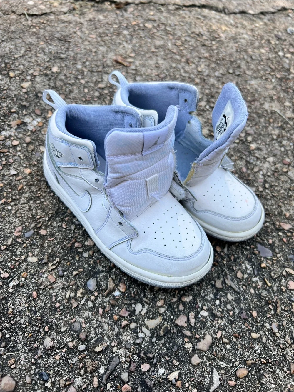 Jordan 1 Retro Mid White Wolf Grey Size 10C